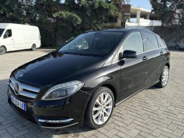 Mercedes Benz B class 2015