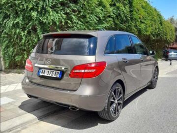 Mercedes benz B class