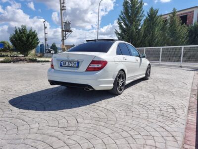 Mercedes C300