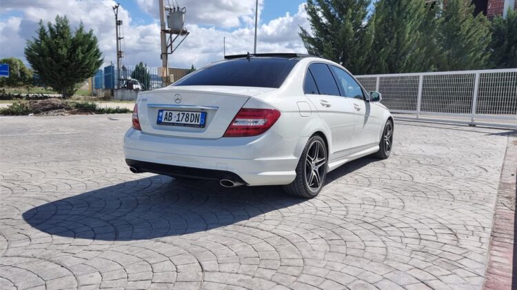 Mercedes C300