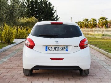 Peugeot 208. Naft 1.4 Hdi