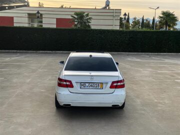 Shitet E220 6/2012 AVANTGARDE AMG LINE