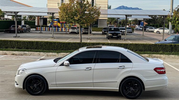 Shitet E220 6/2012 AVANTGARDE AMG LINE