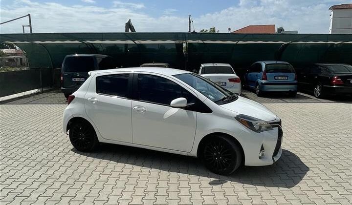 Toyota Yaris 2016