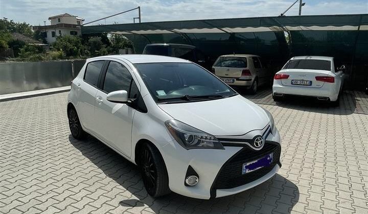 Toyota Yaris 2016