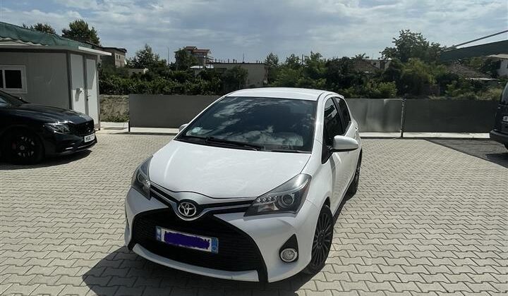 Toyota Yaris 2016