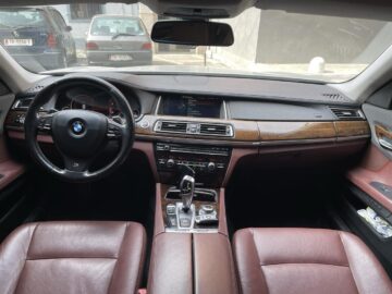 BMW 730Li B/G 2014