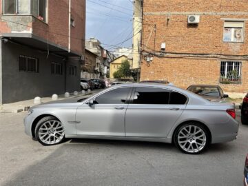 BMW 730Li B/G 2014