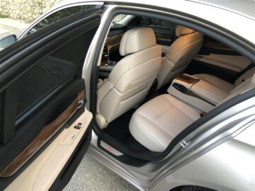 BMW 750i FULL