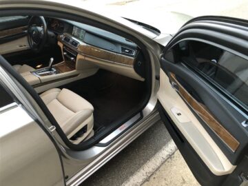 BMW 750i FULL