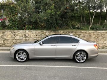 BMW 750i FULL