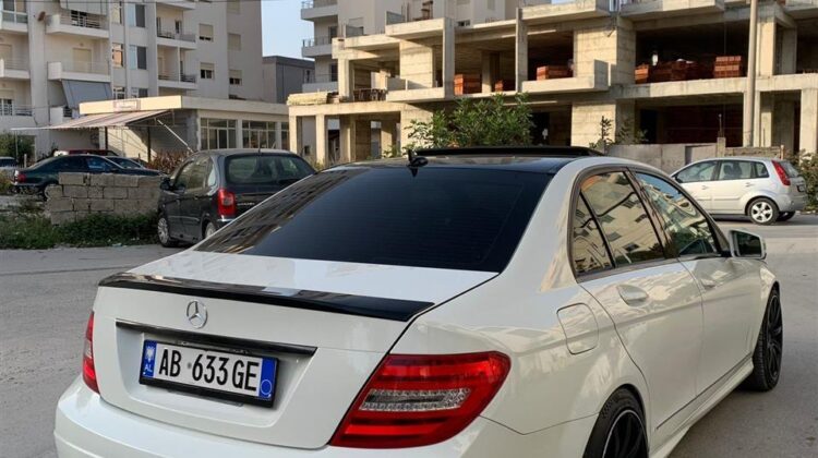 Mercedes-benz C 300