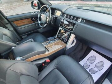 Range Rover Vogue 4.4 -2018