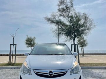 Shitet Opel Corsa 1.2 Benzin-Gaz viti 2013