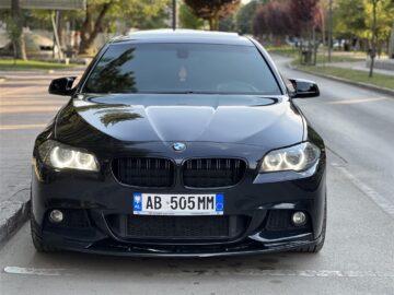 BMW 528I look M Xdrive 2012