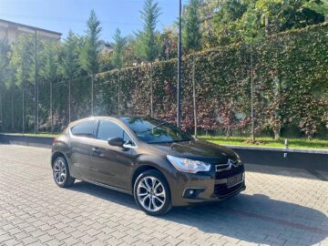 Citroen DS4 1.6 Nafte Automatike 2015