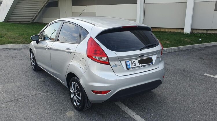 FORD FIESTA 1.6 NAFT 2012 DOKUMENTA OK