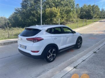 HYUNDAI TUCSON- 2017