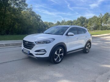 HYUNDAI TUCSON- 2017