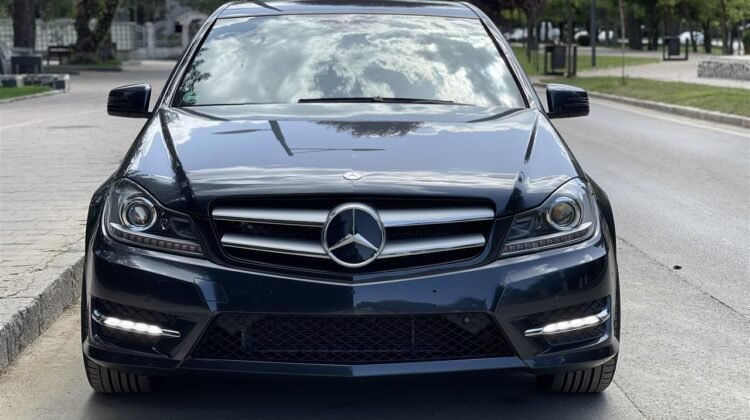 Mercedes-Benz C300 AMG