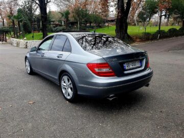 MERCEDES C 300 BENZIN 2012