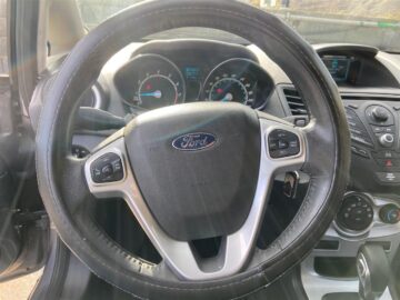 Ford Fiesta 2014, automatike, vetem 90 mije km