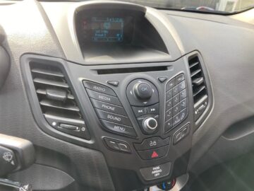 Ford Fiesta 2014, automatike, vetem 90 mije km