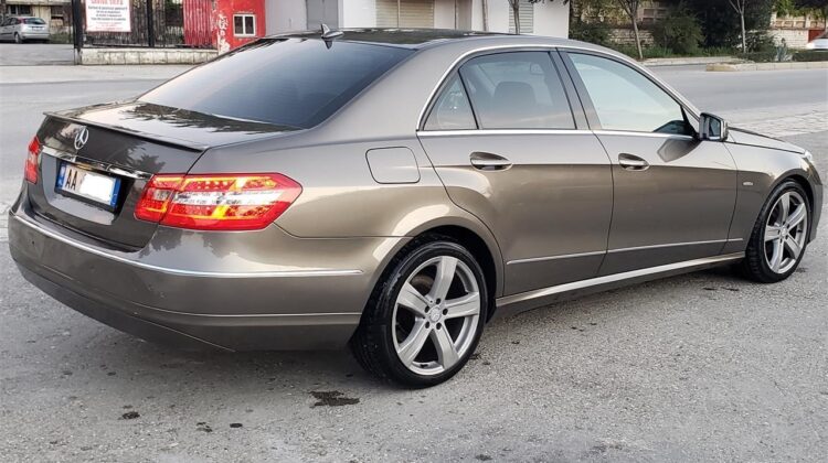 MERCEDES E220 BLUEEFICENSY