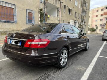 Mercedes E220 2010 Avantgarde Automat