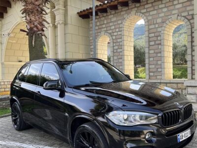 BMW X5 look M50d viti 2016