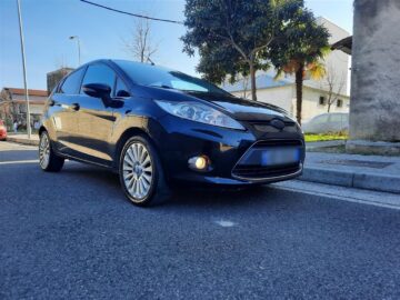 •FORD FIESTA 1.6 NAFTË TITANIUM•