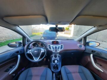 •FORD FIESTA 1.6 NAFTË TITANIUM•