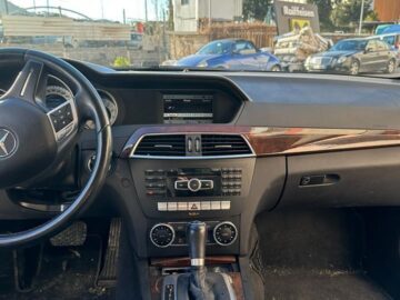 Mercedes benz C250 80.000km