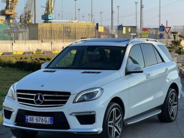 Mercedes Benz ML 350 Look ///AMG