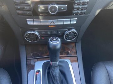 Shitet 2012 Mercedes-Benz C300 4 Matic