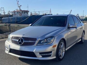 Shitet 2012 Mercedes-Benz C300 4 Matic