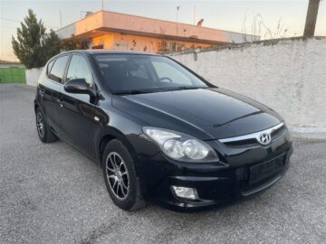 SHITET HYUNDAI I30 1.6 NAFT FUNDI 2010