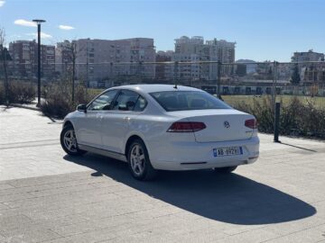 Shitet VW Passat B8 1.6 Nafte e sapoardhur