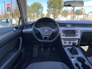 Shitet VW Passat B8 1.6 Nafte e sapoardhur