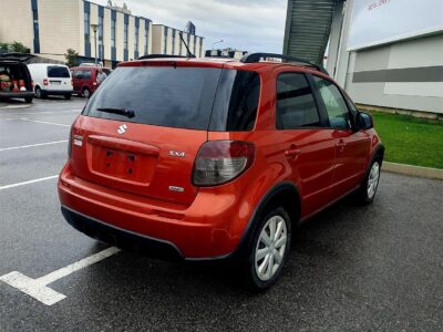 SUZUKI SX4 AUTOMAT 4X4 BENZIN 2.0 VITI 2010