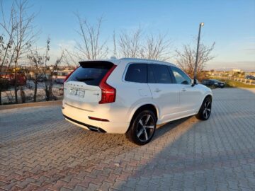 Volvo 2019 naft 2.0 okazion 49500 euro mundesi nderrimi