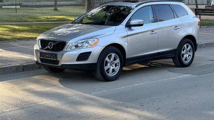 Volvo xc60 AWD 97 mij km