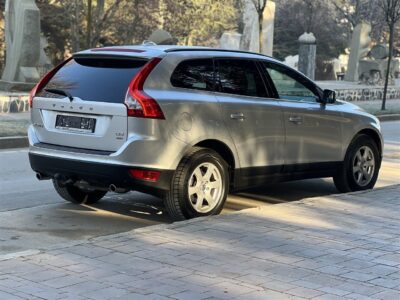 Volvo xc60 AWD 97 mij km