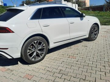 Audi Q8 viti 2020 naft 3.0 full full 88000 mij euro okazion