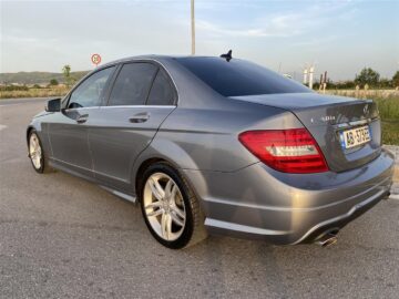 Mercedes Benz C300 GAZ+BENZINE FULL OPTIONS