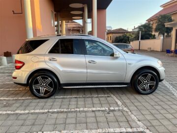 Mercedes-Benz ML350 Bluetec -2011