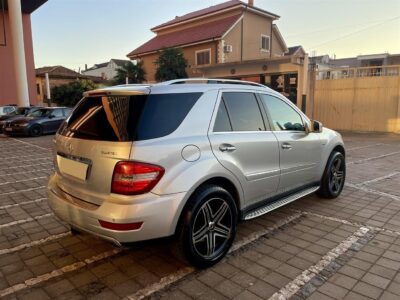 Mercedes-Benz ML350 Bluetec -2011