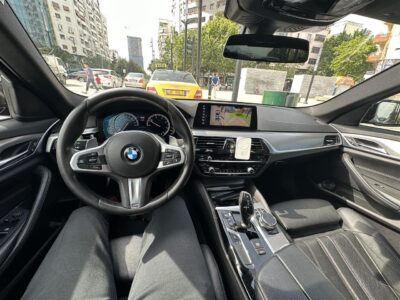 BMW 520d MSport Individual 2017 (MeTVSH)