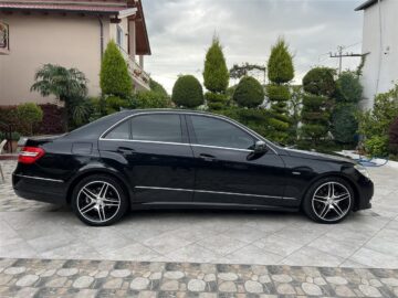 MERCEDES BENZ E CLASS 2011 AVANTGARDE