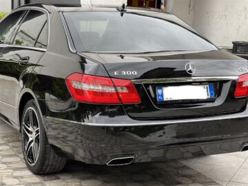 MERCEDES BENZ E CLASS 2011 AVANTGARDE